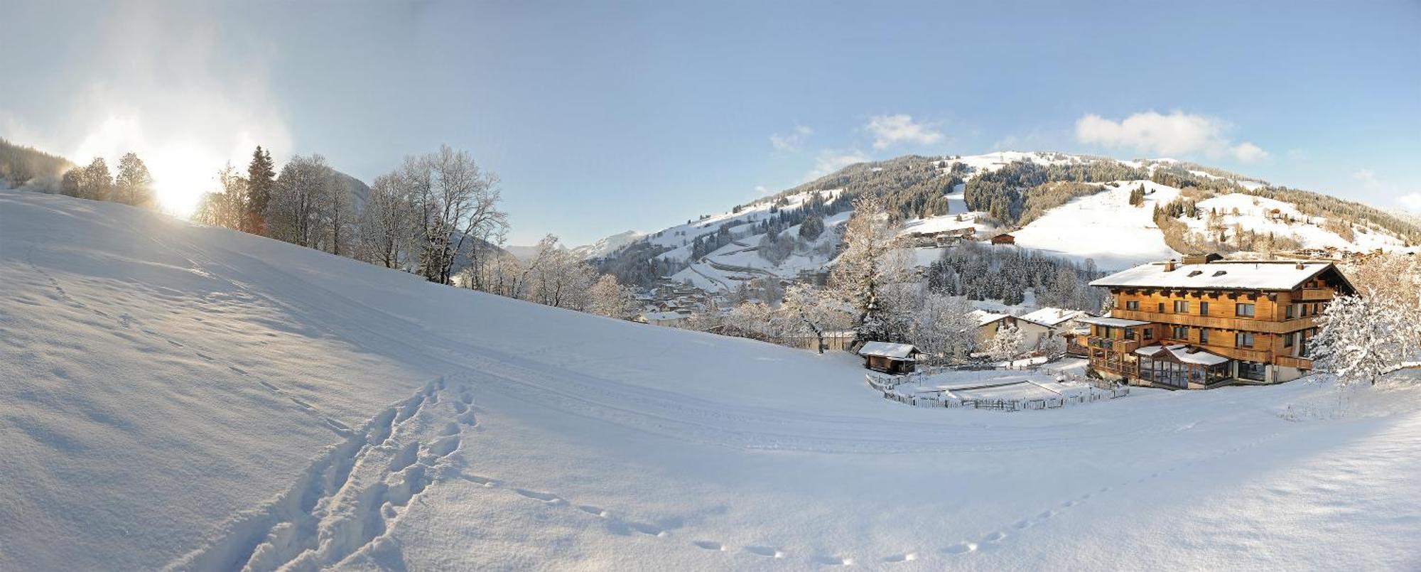 Ski In Ski Out Hotel Unterellmau Saalbach-Hinterglemm Bagian luar foto