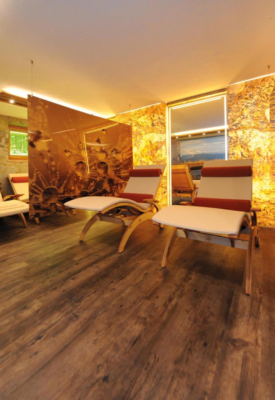 Ski In Ski Out Hotel Unterellmau Saalbach-Hinterglemm Bagian luar foto